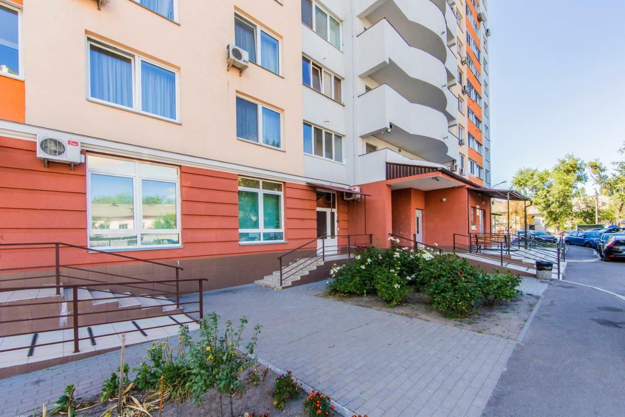 Super View, Luxury Apartment Near Chernihiv Metro. كييف المظهر الخارجي الصورة