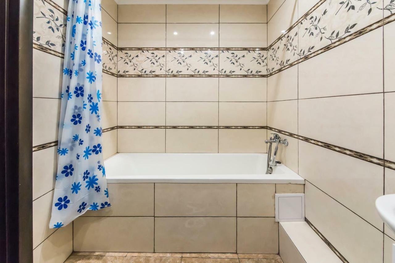 Super View, Luxury Apartment Near Chernihiv Metro. كييف المظهر الخارجي الصورة