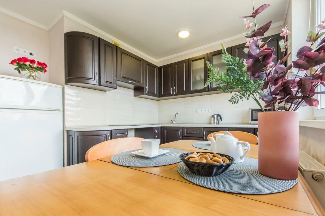 Super View, Luxury Apartment Near Chernihiv Metro. كييف المظهر الخارجي الصورة